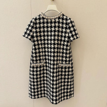 2025春新款重手工订钻刺绣气质复古粗纺千鸟格宽松短袖连衣裙显瘦