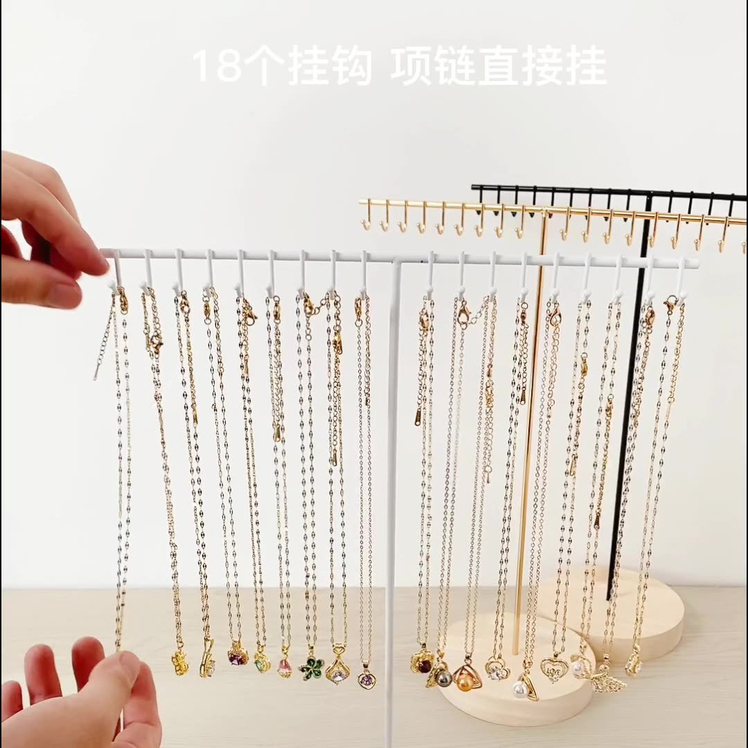 ��Լ���������ܼ������μ����ɹҵ�׹���Ӱ�̯���е�����Ʒչʾ��