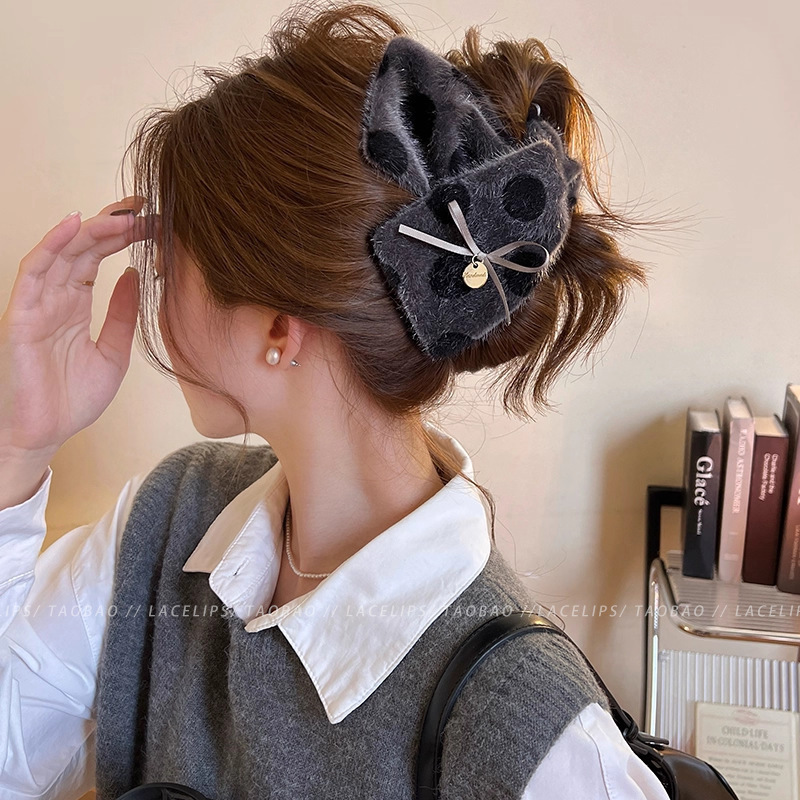 Elegante retrógrado leopardo triángulo clip de agarre mujer 2025 nuevo clip de cabello de cabeza de tiburón clip de cabello adornamiento para el cabello