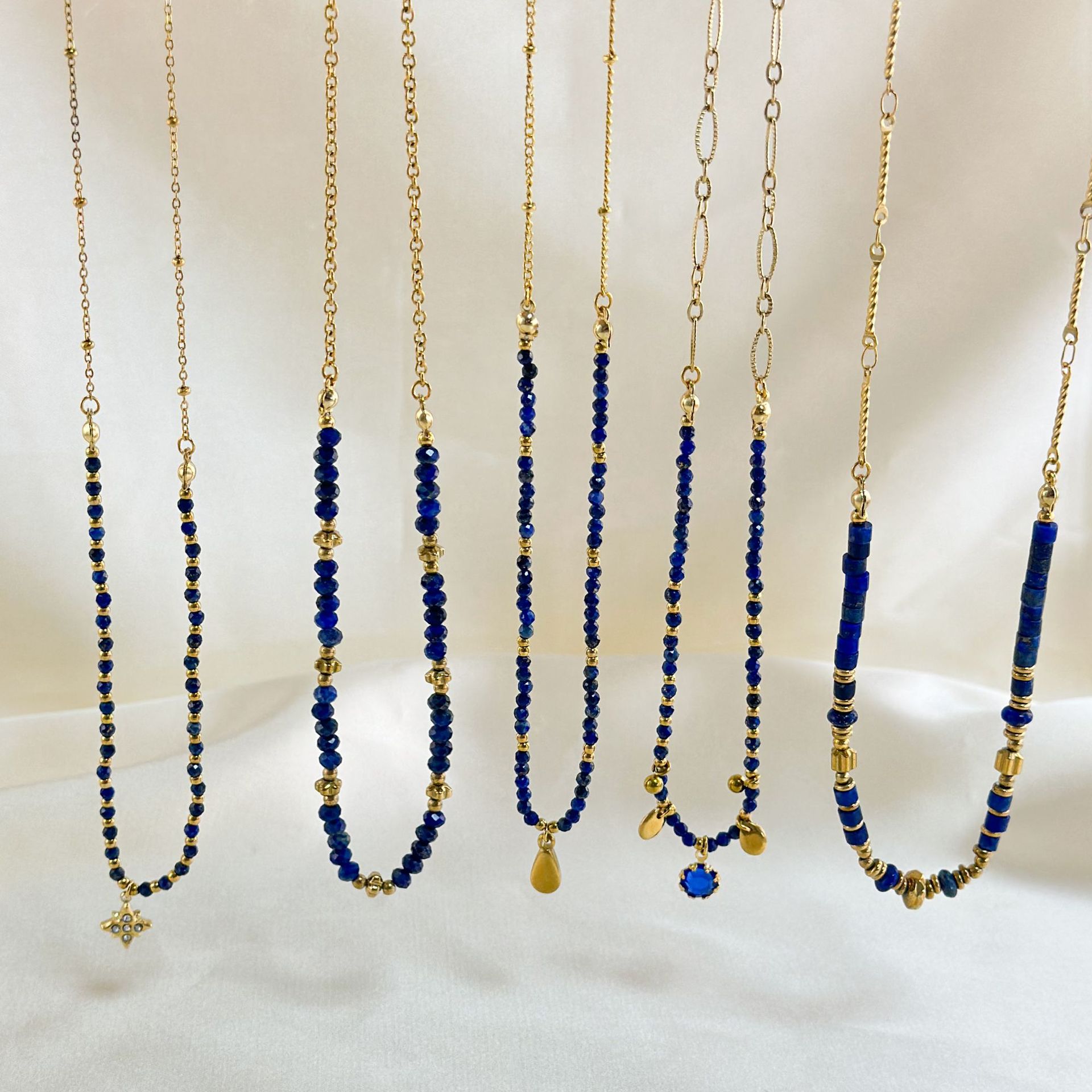 Geometric Pattern Retro Geometric 304 Stainless Steel Lapis Lazuli Necklace In Bulk