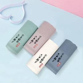 毛巾;浴巾、沙滩巾;方巾、中巾