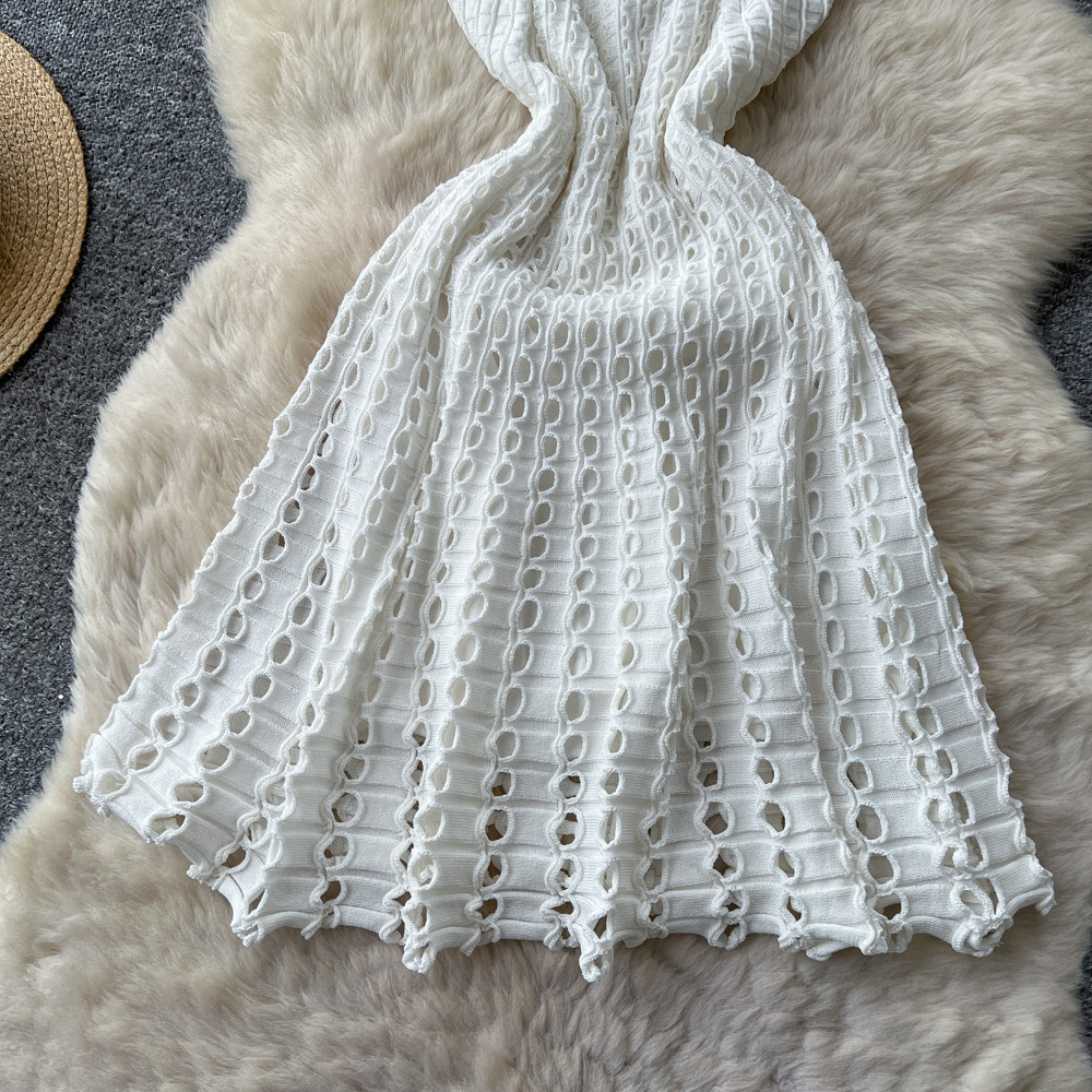 Women's Clothing Style Women's Sleeveless Halter Neck Knit Dress Sexy Backless Hollow Out A-Line Skirt Light Luxury_ecoleips.com