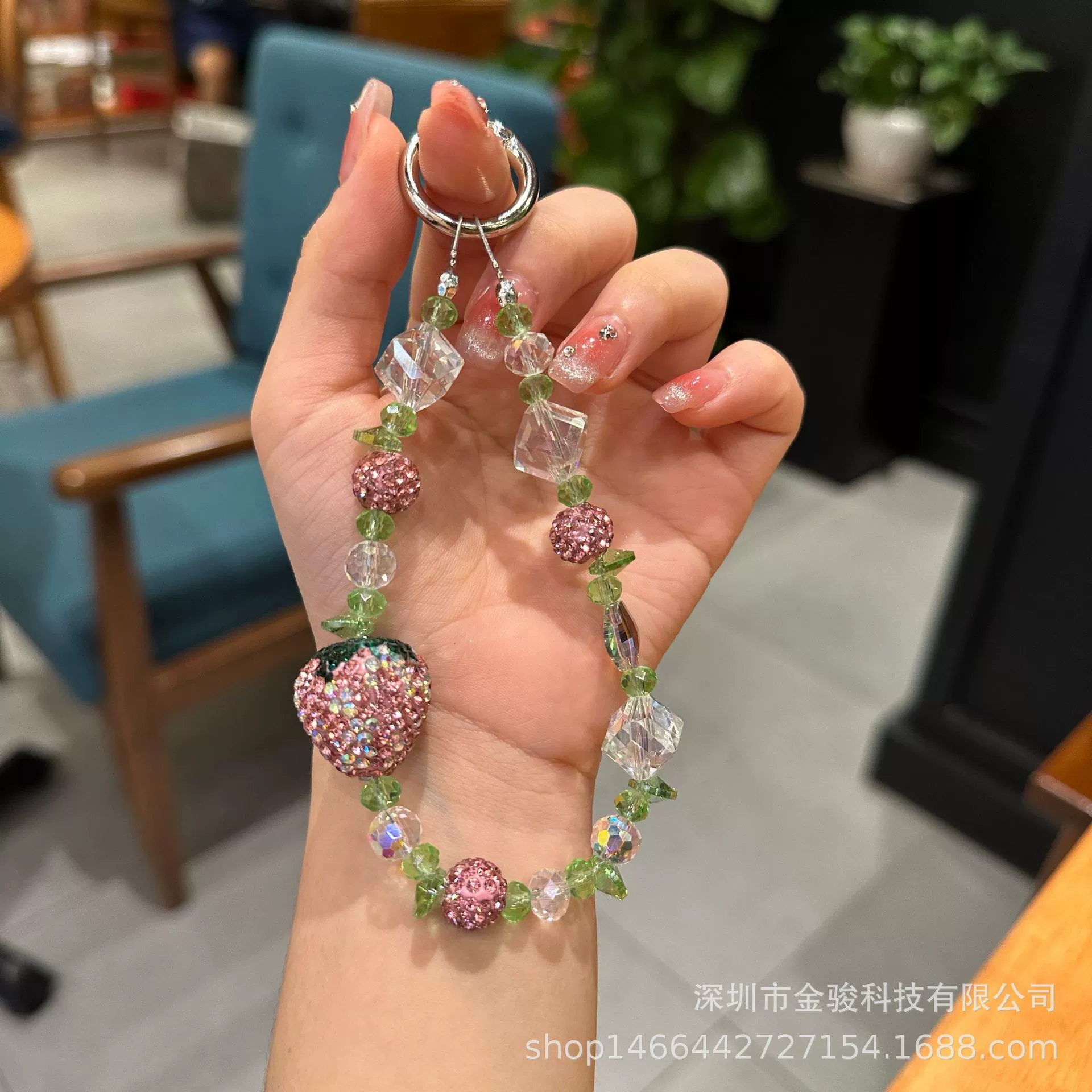 2024 новый брелок бисер со стразами клубничный орнамент для мобильного телефона цепочка подвеска сумка аксессуары ремешки трансграничная оптовая продажа