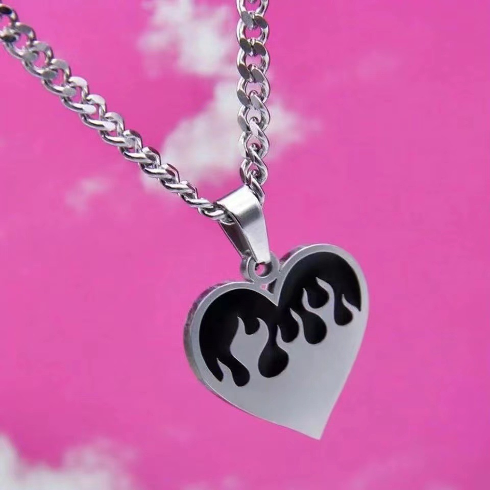Streetwear Geometric Heart Shape Titanium Steel Enamel Women's Pendant Necklace display picture 5