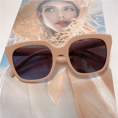  New C Family Sunglasses Women's High-end Ins Style Sunglasses Men's Square Frame European and American Retro Fashion Pink Glasses