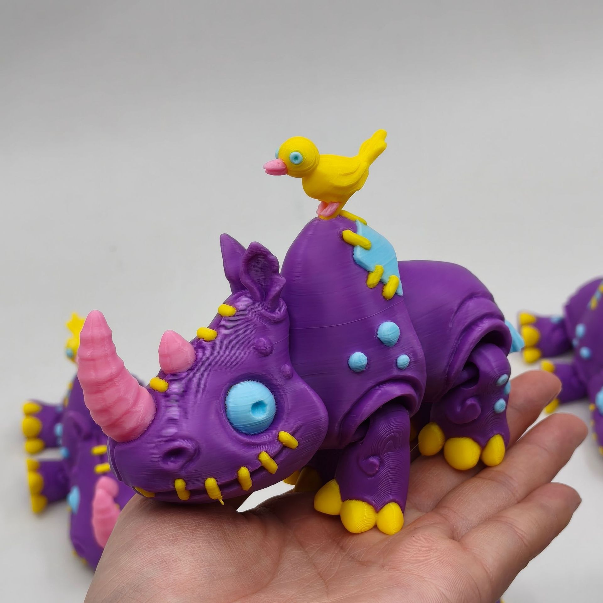 계약된 작업 및 자재