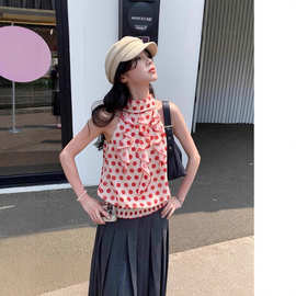 挂脖荡领上衣女设计感无袖内搭娃娃衫红色波点吊带背心