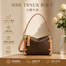 �羳؛Դ��Ʒ�|�¿�SIDE TRUNKܛ���Ӱ���Ƥ�ϻ�����б��μ�Ů��