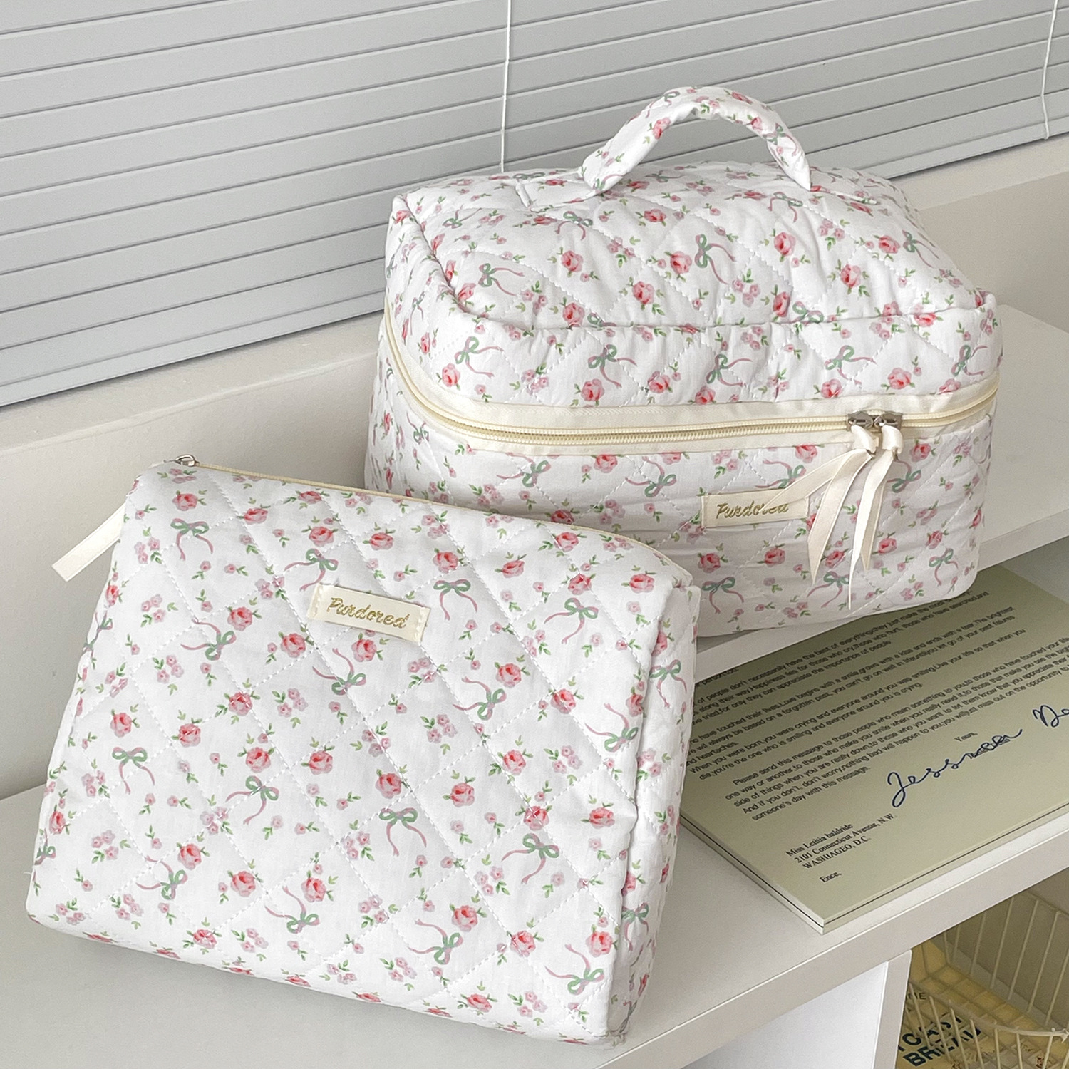 Zipper Closure Type Streetwear Ditsy Floral Bow Knot Quilted Cotton Sewing Thread Square Makeup Bags