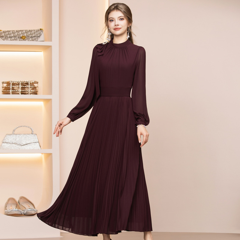 Elegant and Graceful Long-Sleeve Dress with Waist-Cinching Design, Slimming Effect, Ribbon Design, Pleated Large Hem, Long Style, Spring 2026