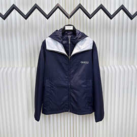 正确版GG家秋季情侣款薄款连帽防晒服男透气休闲运动风衣夹克外套