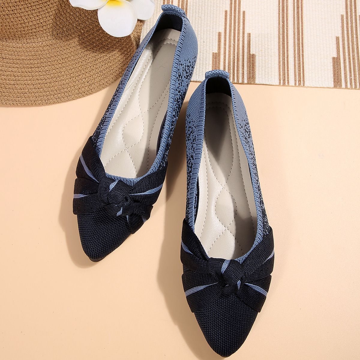 Women's Pointed Toe Flyknit Flat Slip-on Shoes Casual Loafers_voghion.com