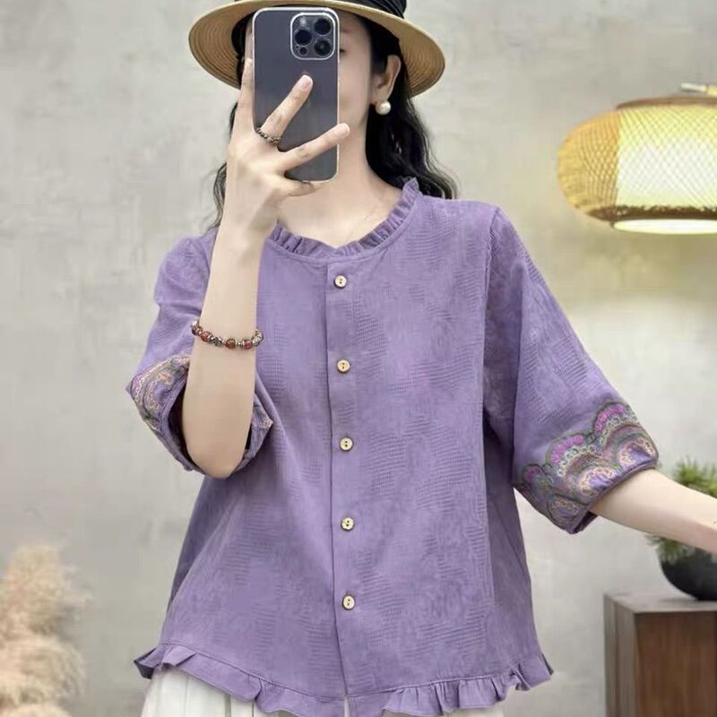 Artistic Retro Cotton and Linen Casual Cardigan, Loose Fit, Summer New Versatile Women's Embroidered Short-Sleeve Shirt Top Artistic Retro Cotton and Linen Casual Cardigan, Loose Fit, Summer New Versatile Women's Embroidered Short-Sleeve Shirt Top