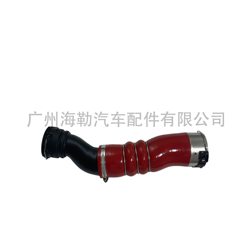 13717583716 Supercharged Intercooler Intake Pipe Suitable for Bmw X5 (E70 Facelift) 2011-2013