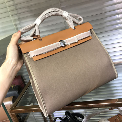 Wholesale Kelly Canvas Backpack with Leather Accents Fashion Single Shoulder Crossbody Bag for Beginners