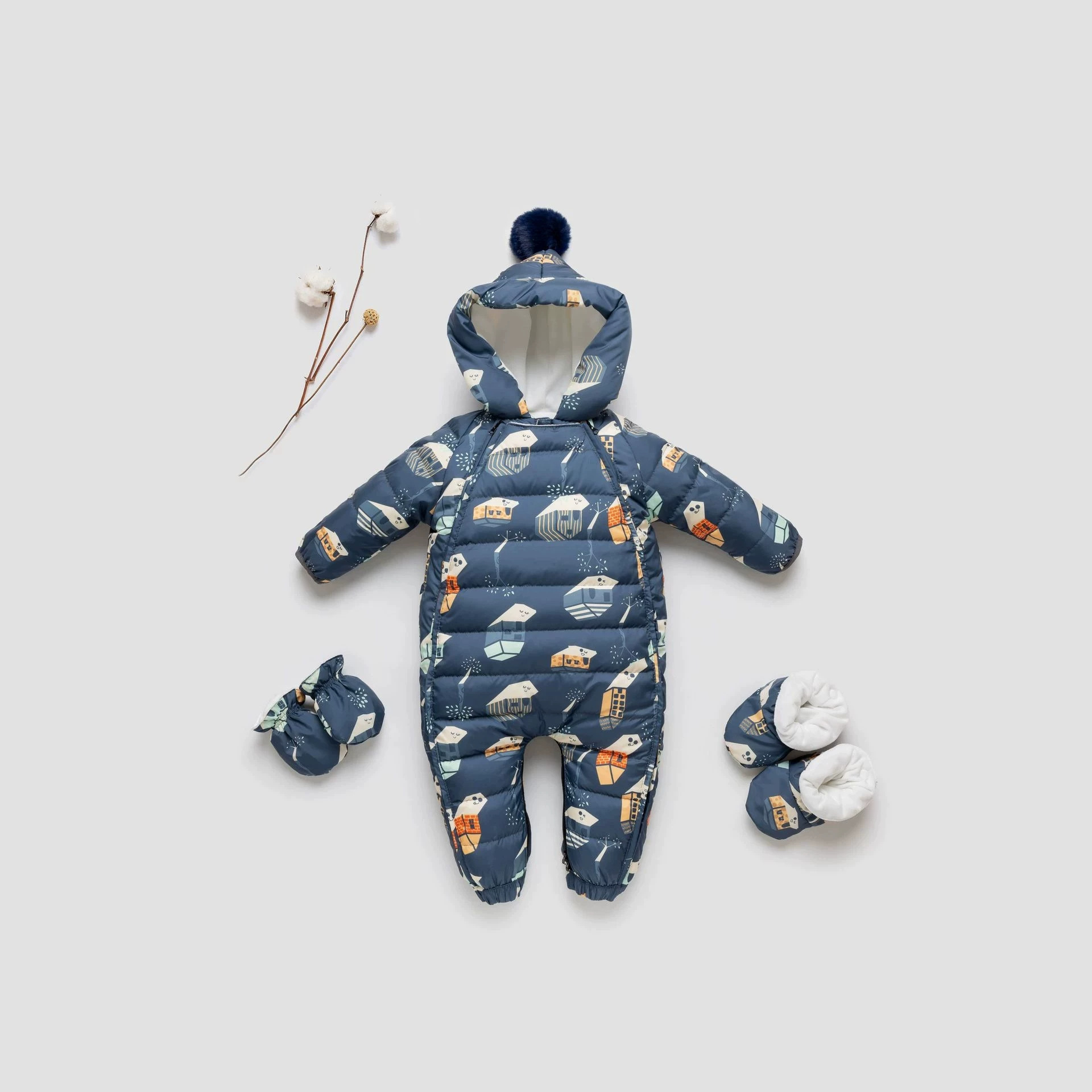 2026 new style hooded one-piece down jacket, suitable for outdoor activities, winter wear, newborn baby down clothing, baby wrap
