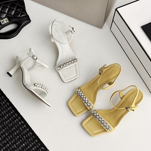 �W��վŮЬ26�ļ��r����ܛС��Ƥ���^���mһ�֎�С؈�и���Ь