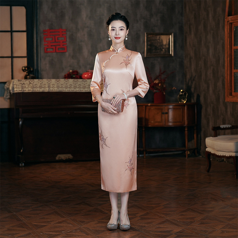 Xi Mama Wedding Dress Cheongsam High-end Champagne Hot Drilling Dress Autumn and Winter New Normal Wear 6010 Seven-point Sleeve