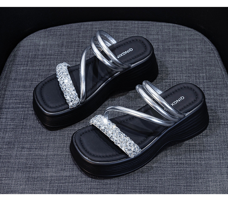 Dép sandal nữ quai chữ V đế dày tăng chiều cao, phong cách tiên nữ, đi được hai kiểu — M2902 màu đen, M2902 màu bạc, M2902 màu be chi tiết 21
