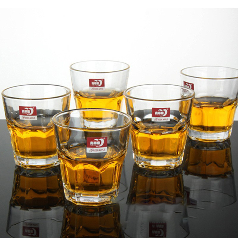 Manzana verde taza octogonal vino blanco vidrio espíritus vidrio transparente vidrio pequeño vino copa de roca taza gruesa taza de vino conjunto traje