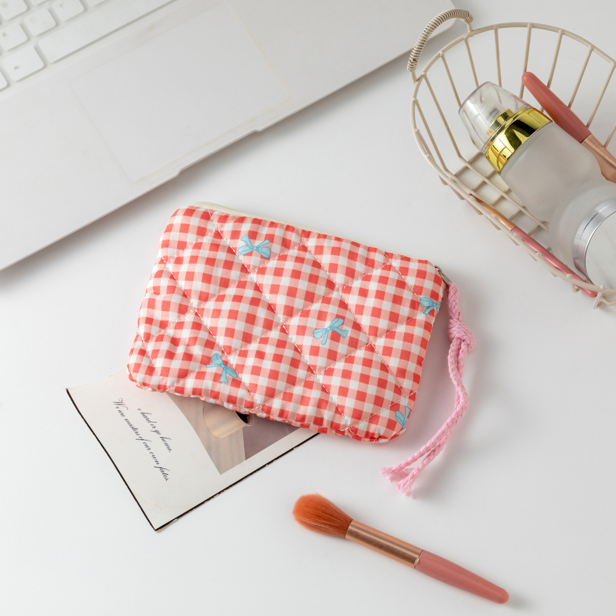 리본 레드 체크