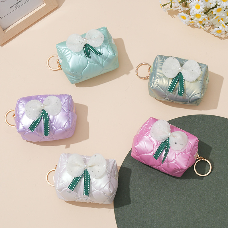 New bow small coin purse embossed keychain wallet simple lipstick storage bag INS style cute pouch New bow small coin purse embossed keychain wallet simple lipstick storage bag INS style cute pouch