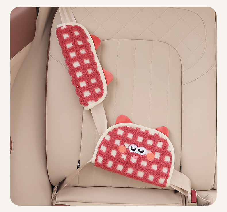 Car Seat Belt Shoulder Protector Car Holder Kidsren's Rear Sleeping Anti-Stranglehold Shoulder Protector Car Interior Decoration