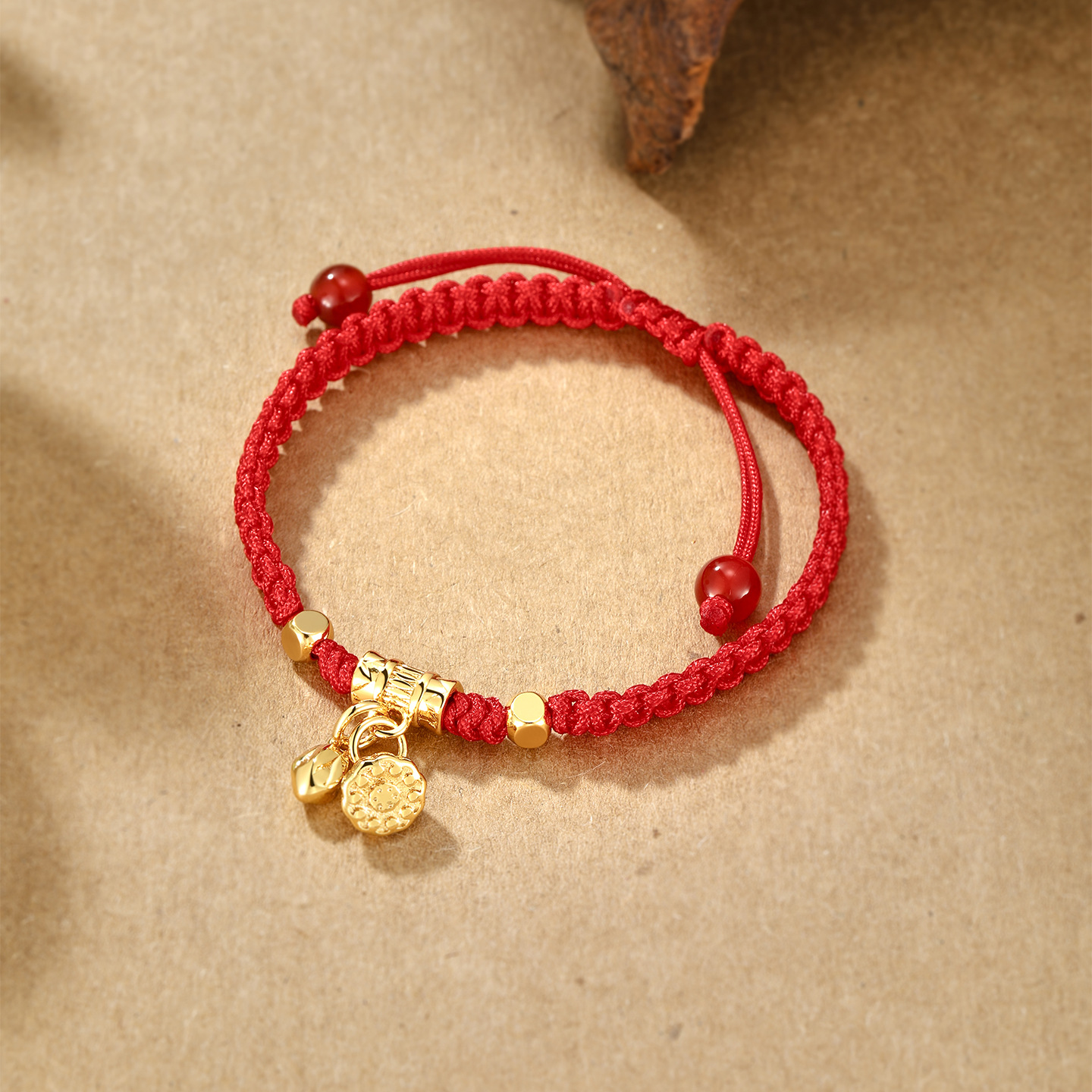 Xuping lótus bordilla tejida a mano pulsera de cuerda roja simple clásica extraíble ajustable joyería del año del caballo al por mayor mujeres