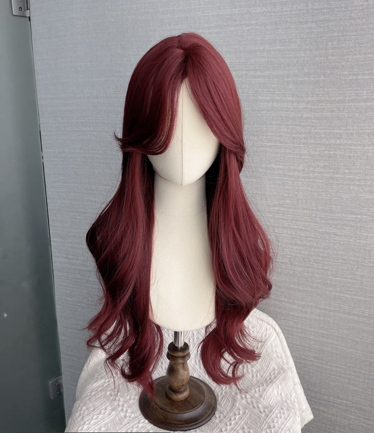 Peruca de cabello largo de mujer con una cubierta de cabello completo temperamento facial recto de cabello largo y recto Lolita cubierta de cabello flojo natural