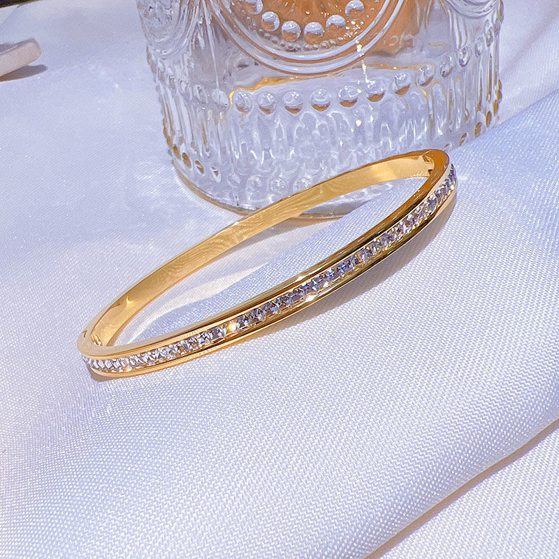 Diamante redondo pulsera de acero de titanio pulsera de alta calidad ins nicho diseño simple pulsera de estilo frío estilo coreano personalidad