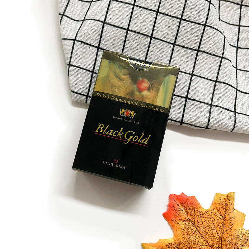 pp塑料盒，pp塑料烟盒，透明塑料烟盒，半透明塑料烟盒。