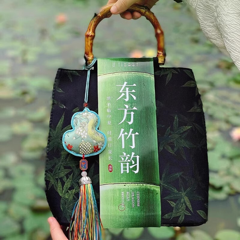 新中式中秋节伴手礼实用公司送员工福利礼品中国风礼盒月饼定.制|undefined