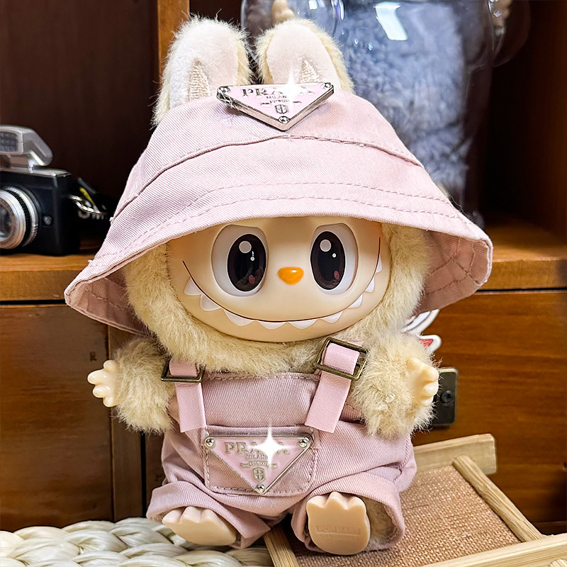 Labubu se sienta en la fiesta, ropa de bebé, caja ciega de primera generación, ropa de bebé Labubu, ropa de tela rabble, cara de vinilo de felpa