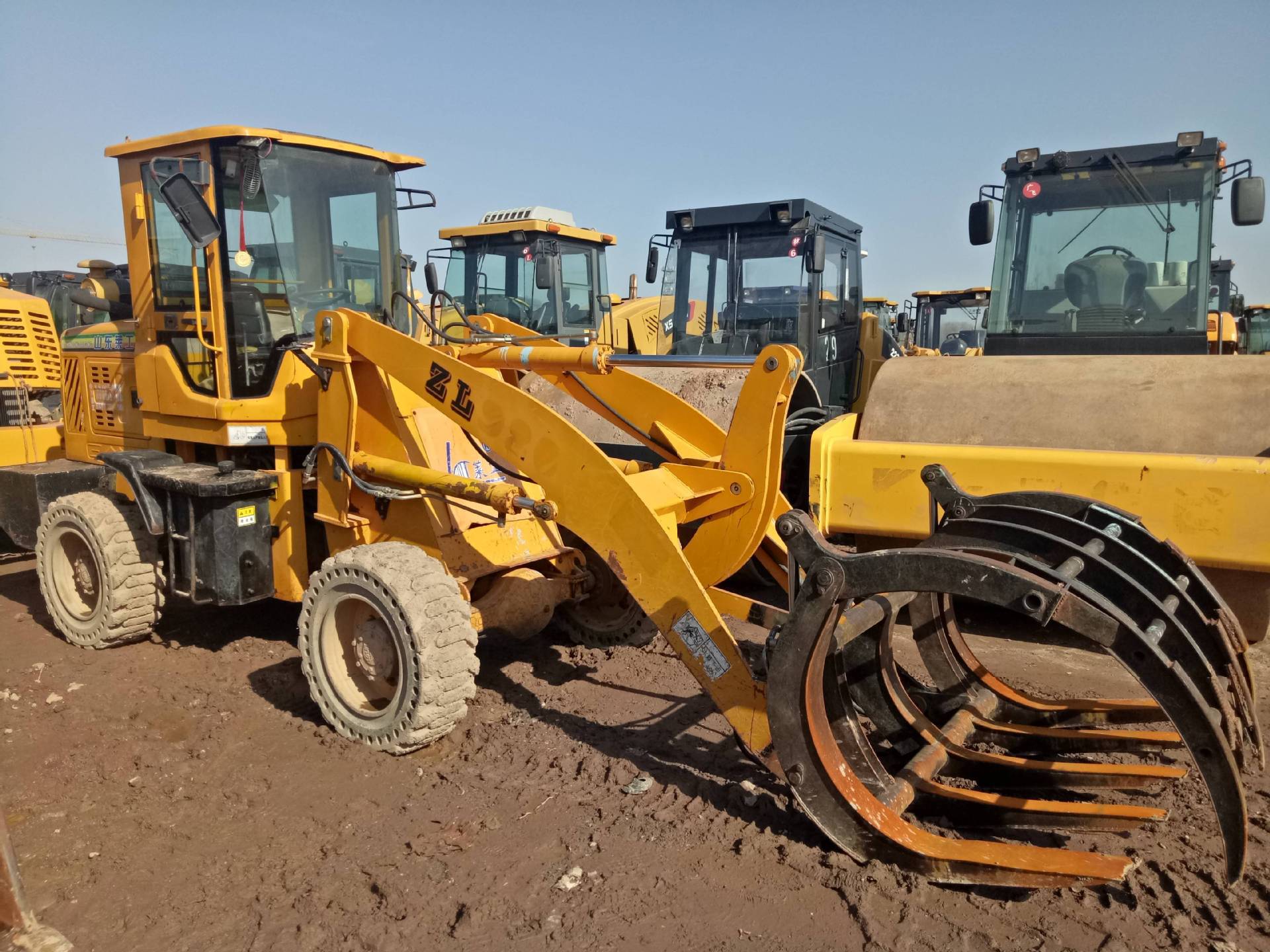 供应莱工LG926木材夹木机