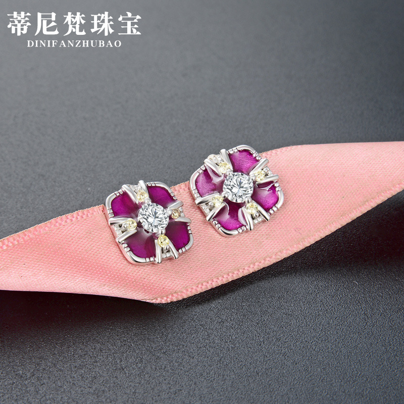 Estilo japonés y coreano s925 accesorios de circón de plata transfronteriza pendientes de aceite de gota fresca pendientes cuadrados de estilo simple para las mujeres