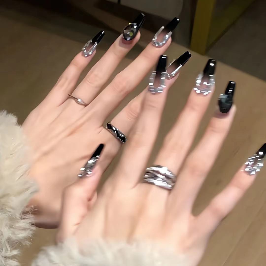 30 piezas para usar un parche de uñas de uñas falsas de estilo largo, chicas calientes dulces, viento fresco, parche de uñas negras