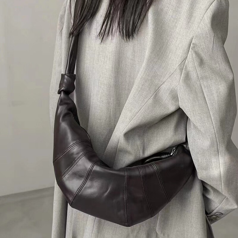 Croissant Bag Versatile Crossbody Bag for Women 2026 New Niche Style Soft Leather Bag Dumpling Bag Sheepskin