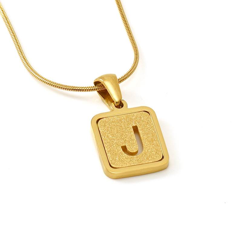 Nicho de moda europea y americana Cadena de hueso de serpiente 18K carta collar femenino transfronterizo de acero de titanio Arena-presionado carta colgante joyería al por mayor