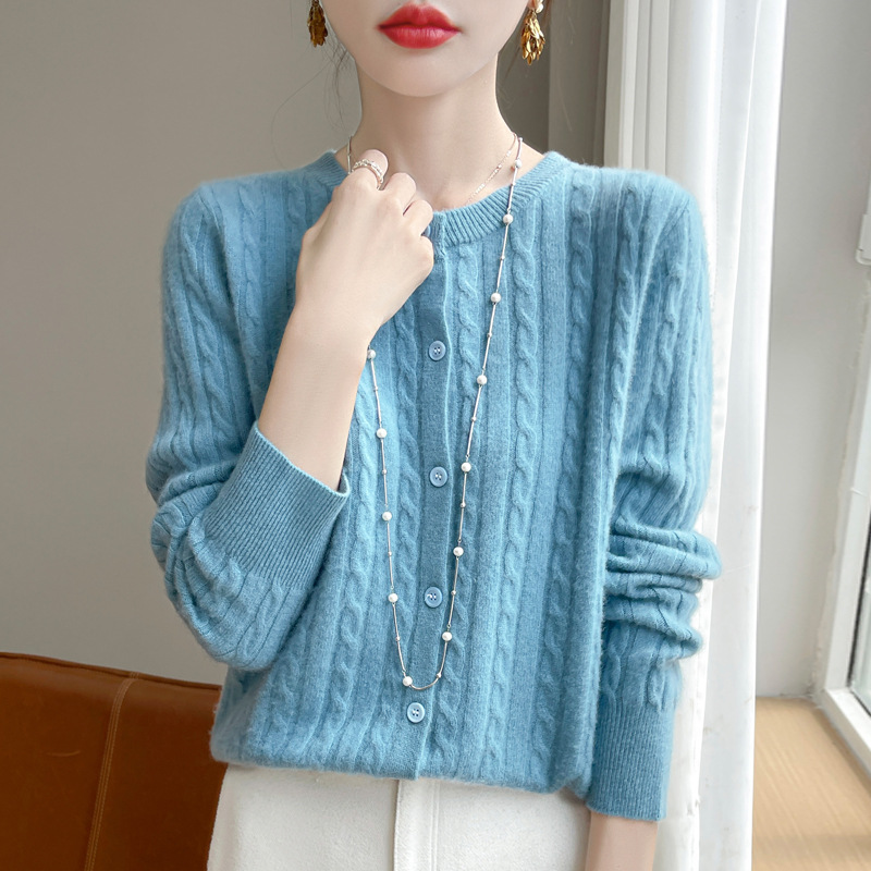 藏青色麻花针织衫绞花毛衣外套短款开衫上衣女圆领秋冬季新款女装