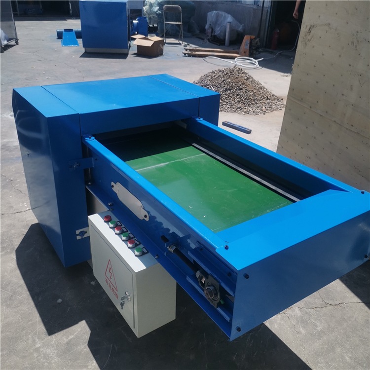 9c50159bfeb363e3c1c85250bc53f8