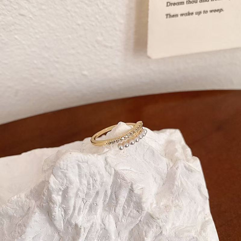 Pearl Ring with Niche Design, Instagram-Worthy High-End Feel, Trendy Index Finger Ring for Women, Fashionable and Unique, Popular on Social Media, Minimalist and Cool Style