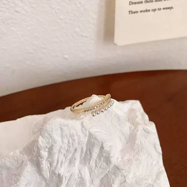 Pearl Ring with Niche Design, Instagram-Worthy High-End Feel, Trendy Index Finger Ring for Women, Fashionable and Unique, Popular on Social Media, Minimalist and Cool Style