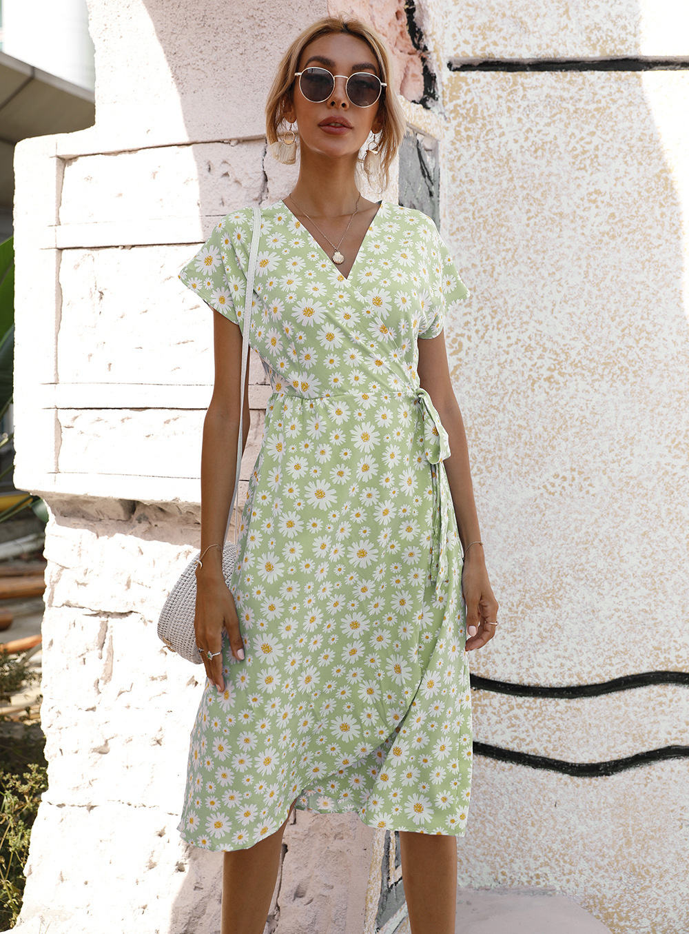 Women Stylish Long Dress Waist‑Cinch Design With All‑Over Print, Tie‑Waist & High Slit_ecoleips.com