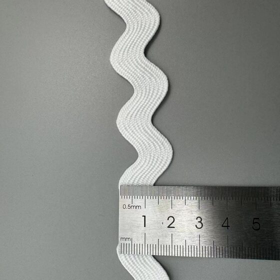 Factory in stock 0.3-2.8cm polyester S-shaped wave webbing clothing luggage accessories curved lace accessories