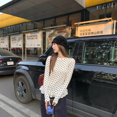 甜美风白色波点长袖T恤女2025夏季新款荷叶边打底衫显瘦内搭上衣