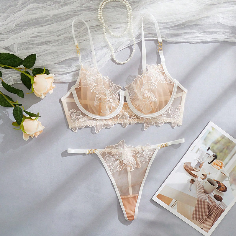 European and American Pure Desire Bra Thong suit Steel Ring Ultra-thin Cup Upper Embroidered Transparent Three-point Super Hot Bra