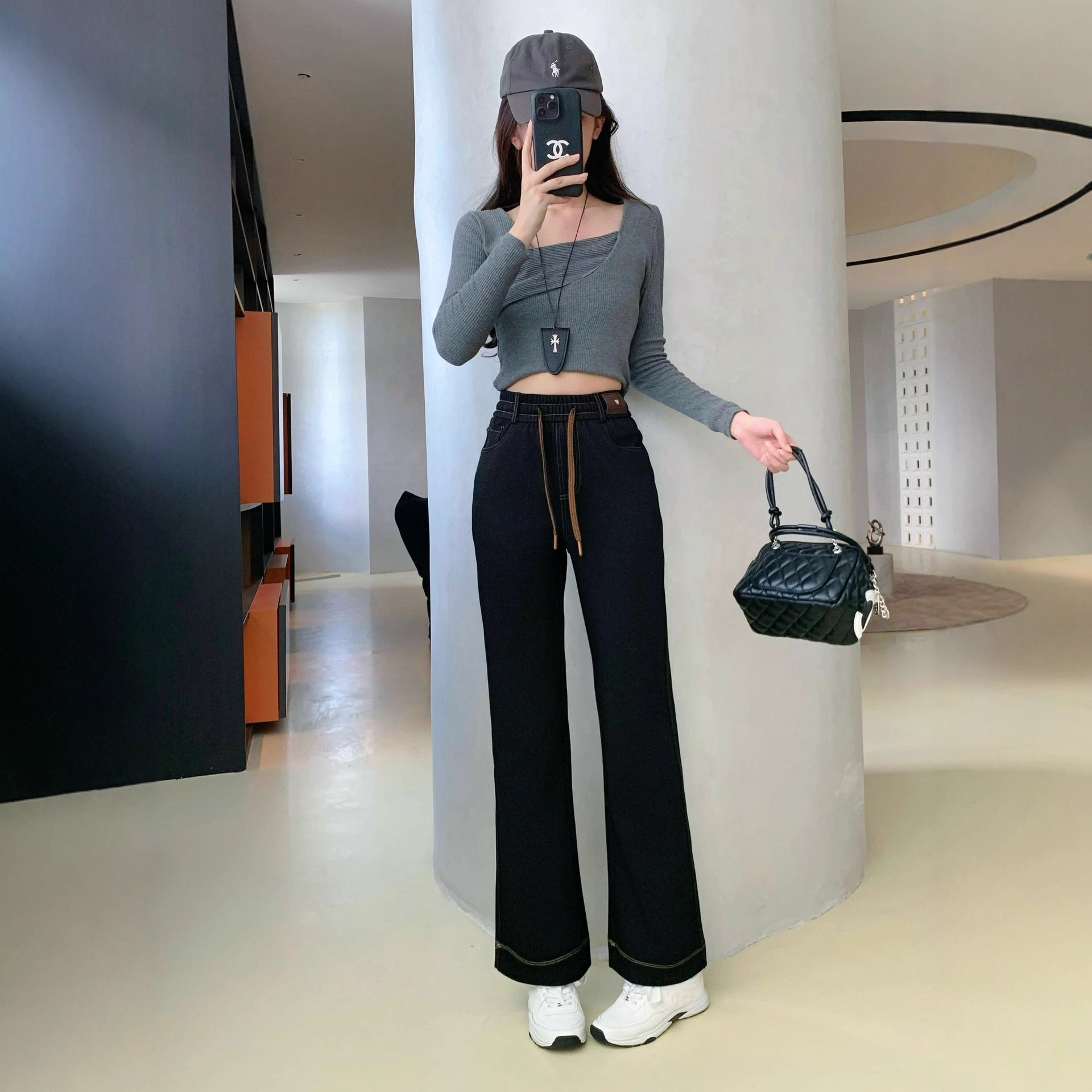 Factory Direct Sales Women's Denim 2026 Spring and Autumn Drapey High-Waisted Flared Comfortable Women's Pants Slimming Lazy Micro-Flared Casual Pants