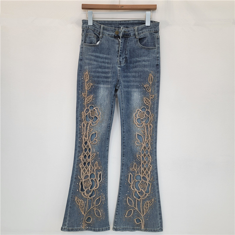 Europa y los Estados Unidos de la nueva moda de la industria pesada calentada agujero bordado jeans feminino delgado pantalones de micro-laceramiento universal