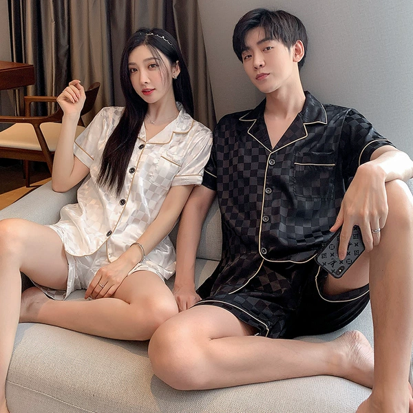 336#3 3 3 male black and female white short