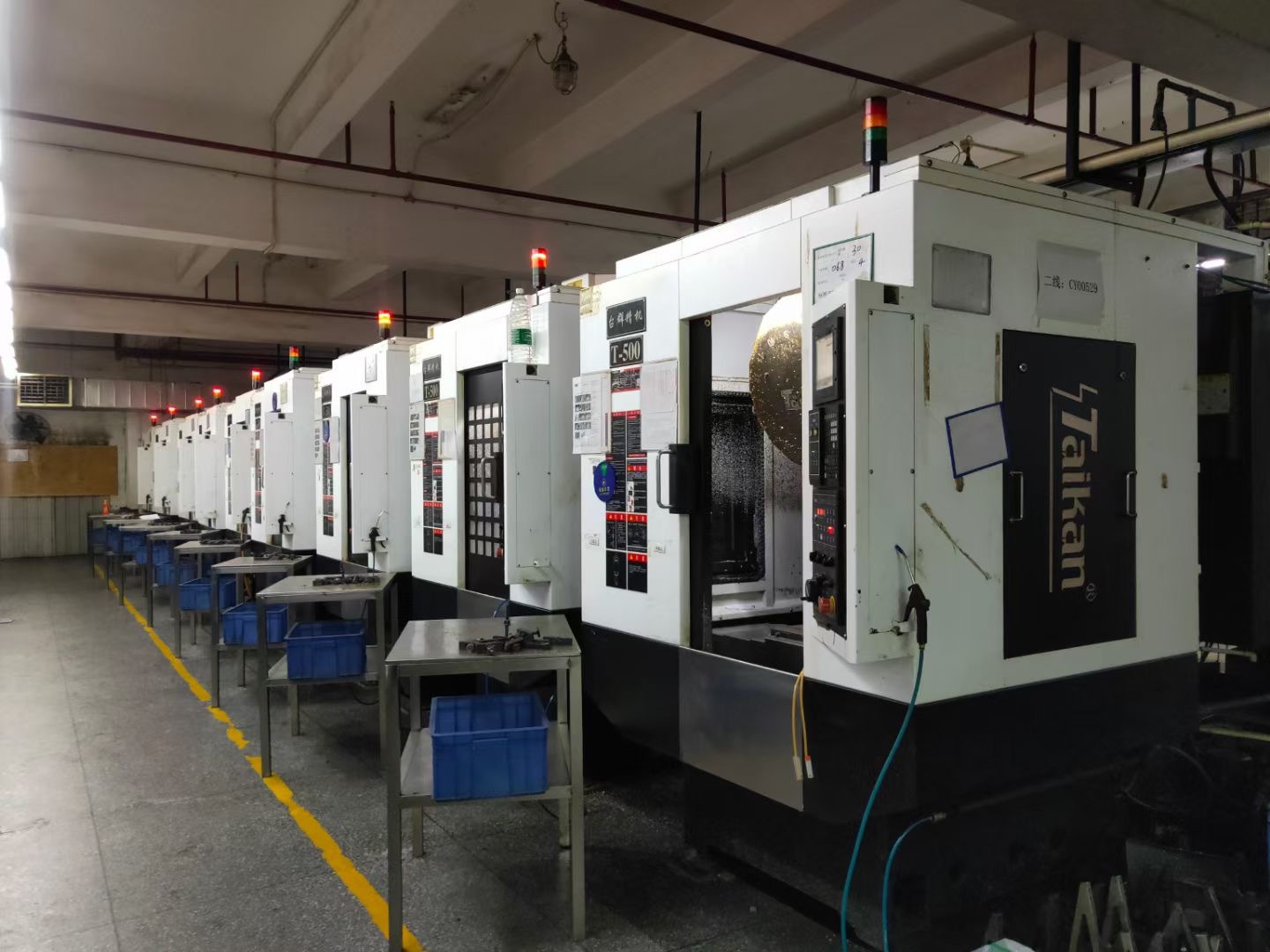 转让工厂在位300台95成新台群钻中心机、二手钻攻中心台群T-500B